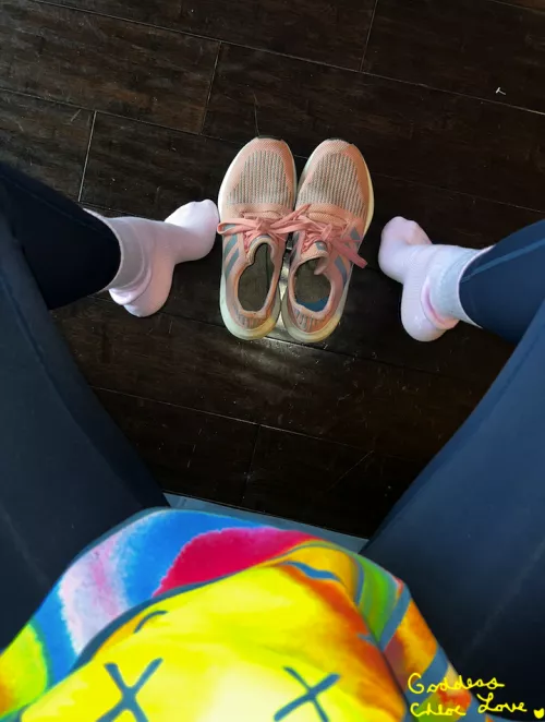 [F] time for a run by Goddess_ChloeLove