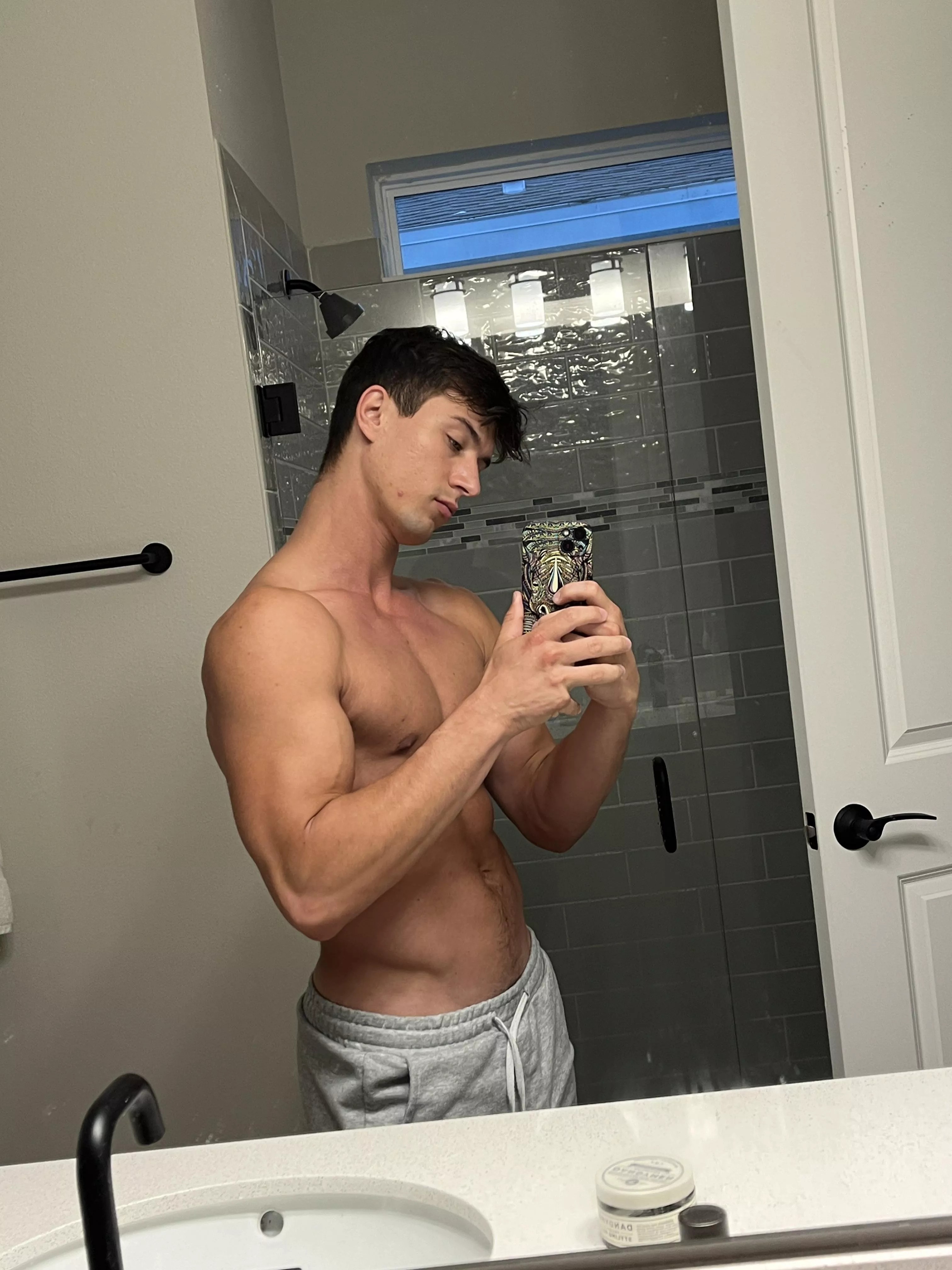 Forearms are definitely getting bigger 💪 posted by onedik1