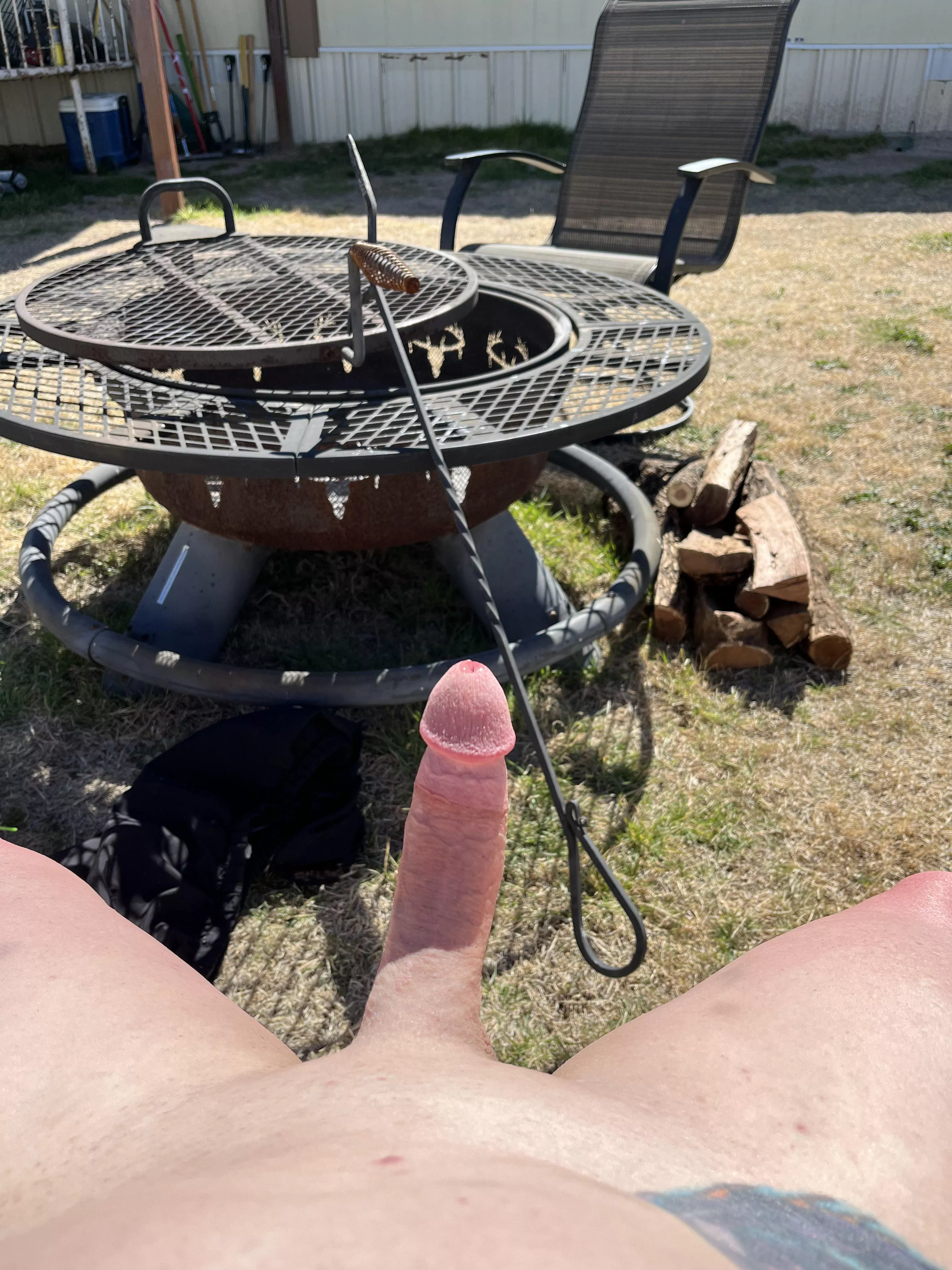 Getting some sun, 51 posted by horny_bi_bikers