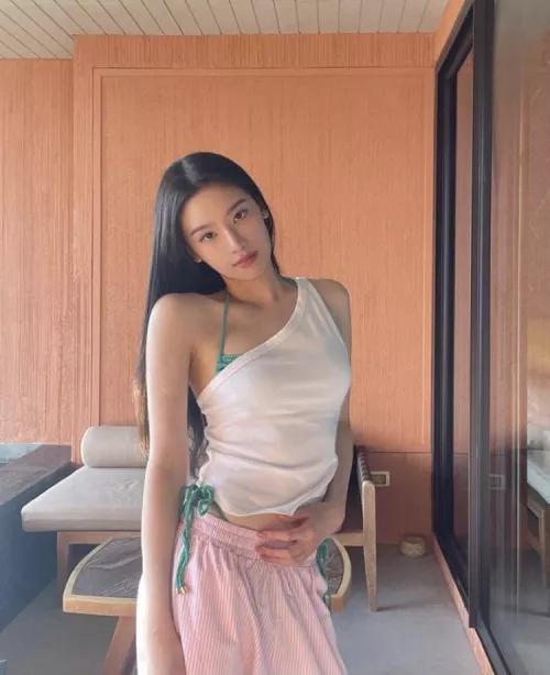 girlfriend material?  by devilndaisies