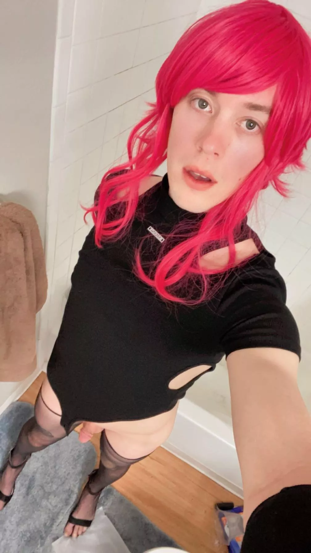 Grope me please  posted by twinklesiss