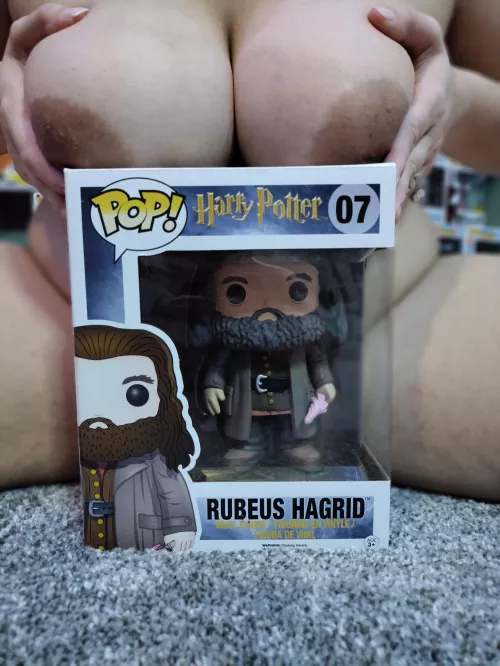 Hagrid holds my tits perfectly [F] by FunkHOEPop