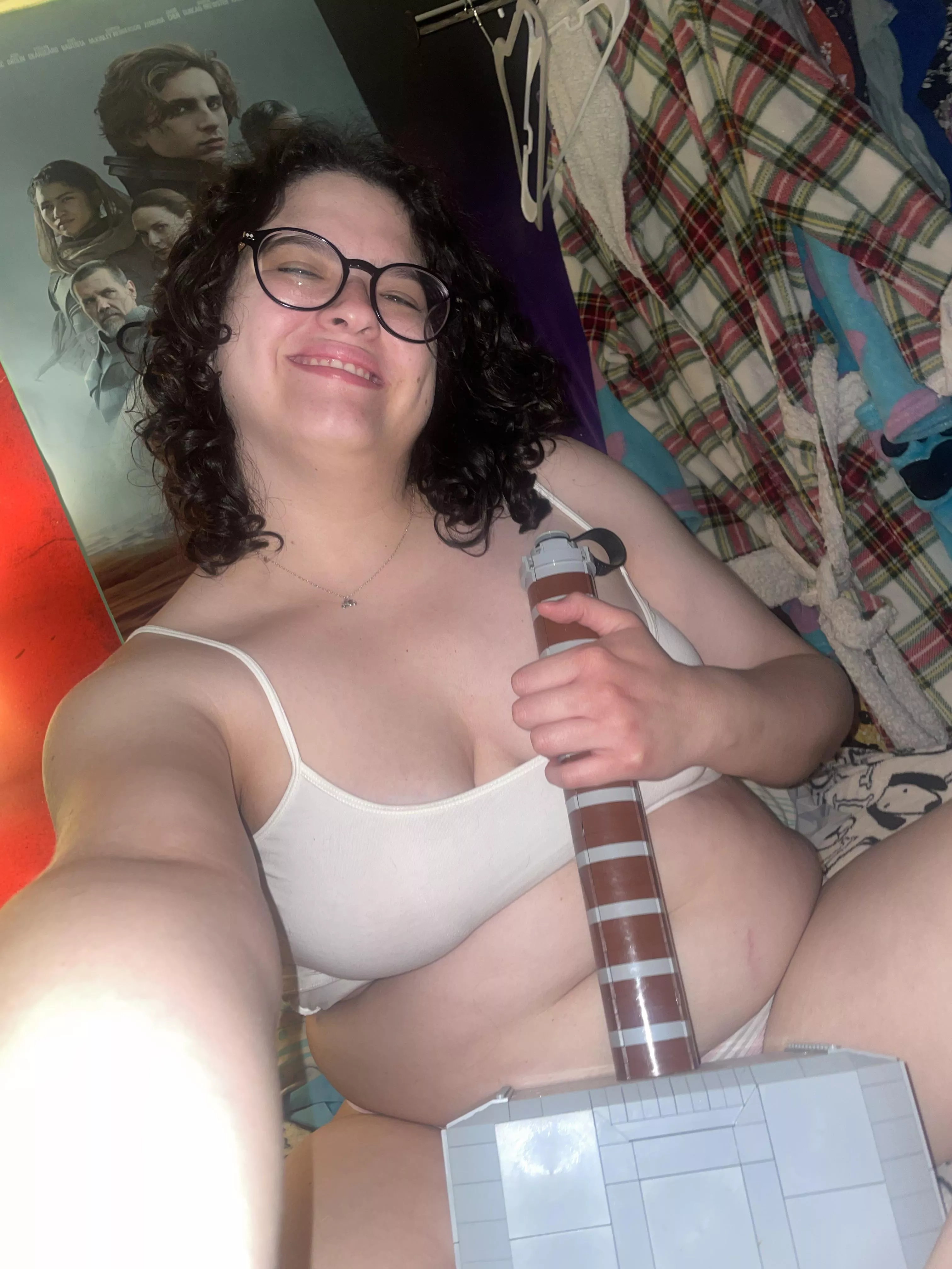 Hello fellow nerds [F] posted by Helena-Grayson