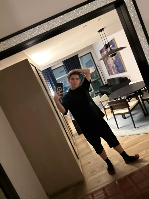 Hop on helldivers with me or you’ll be hearing from your local democracy officer by sanosagaraxxx