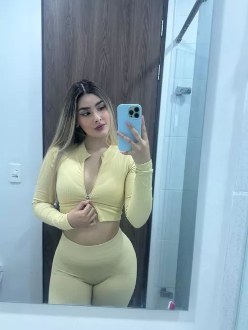 Hope I don't distract anyone in the gym tonight with this new fit but... by iwantoutx