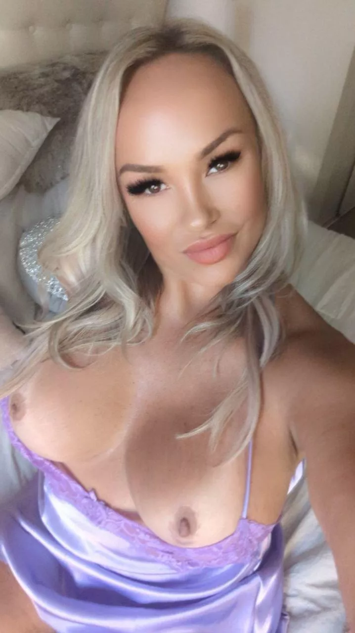 I am always horny on Saturday Morning  posted by SassySuz48