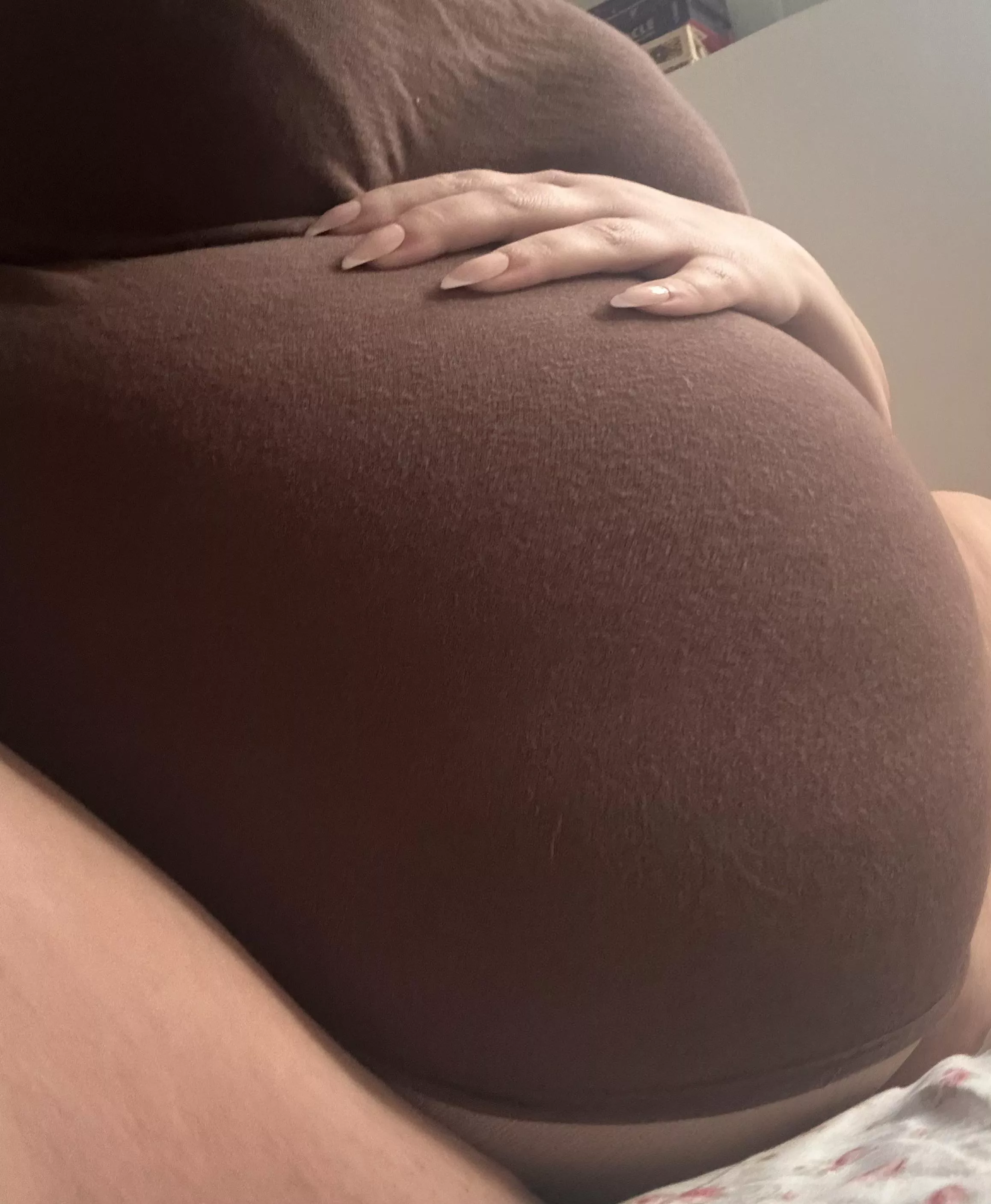 i can’t stop growing my ball belly posted by guttslut