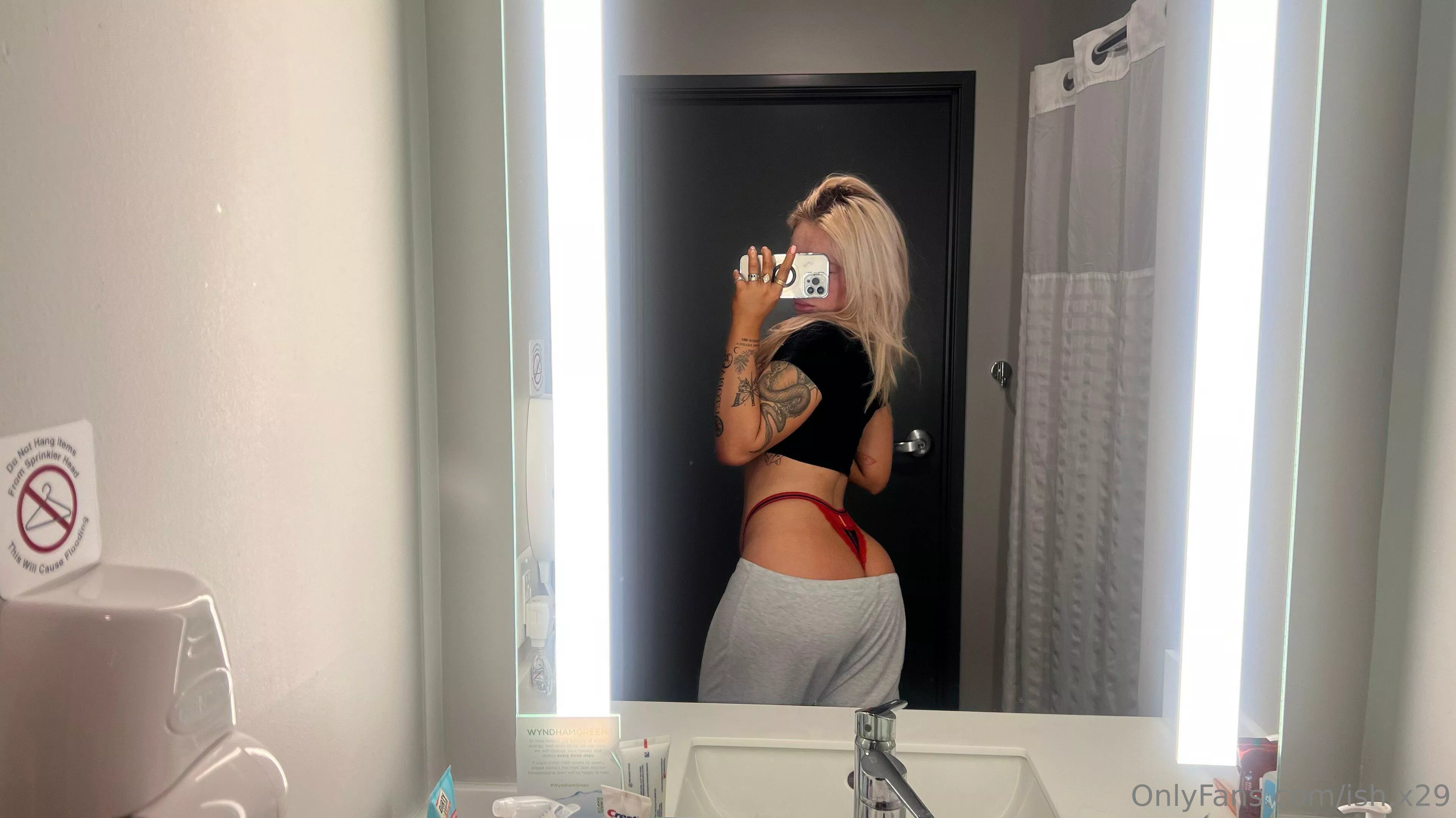 I hope you enjoy the view :) posted by Chootiepie