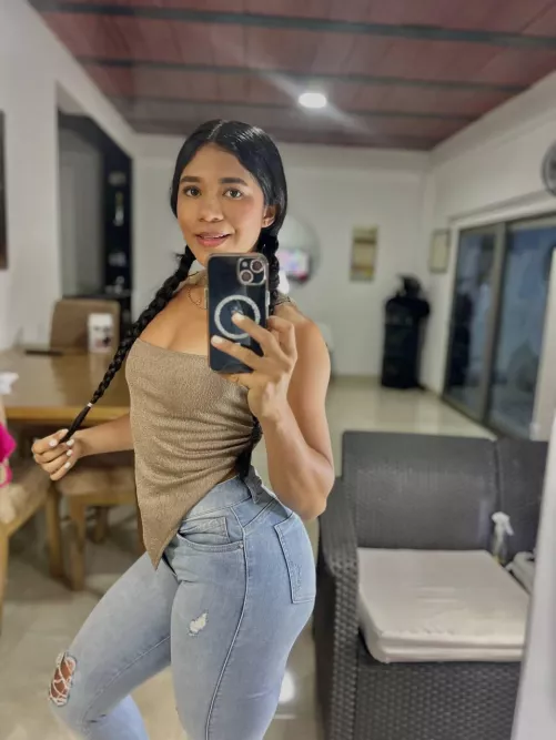 I love how my ass looks stuffed in my jeans by Clarissa_Joan