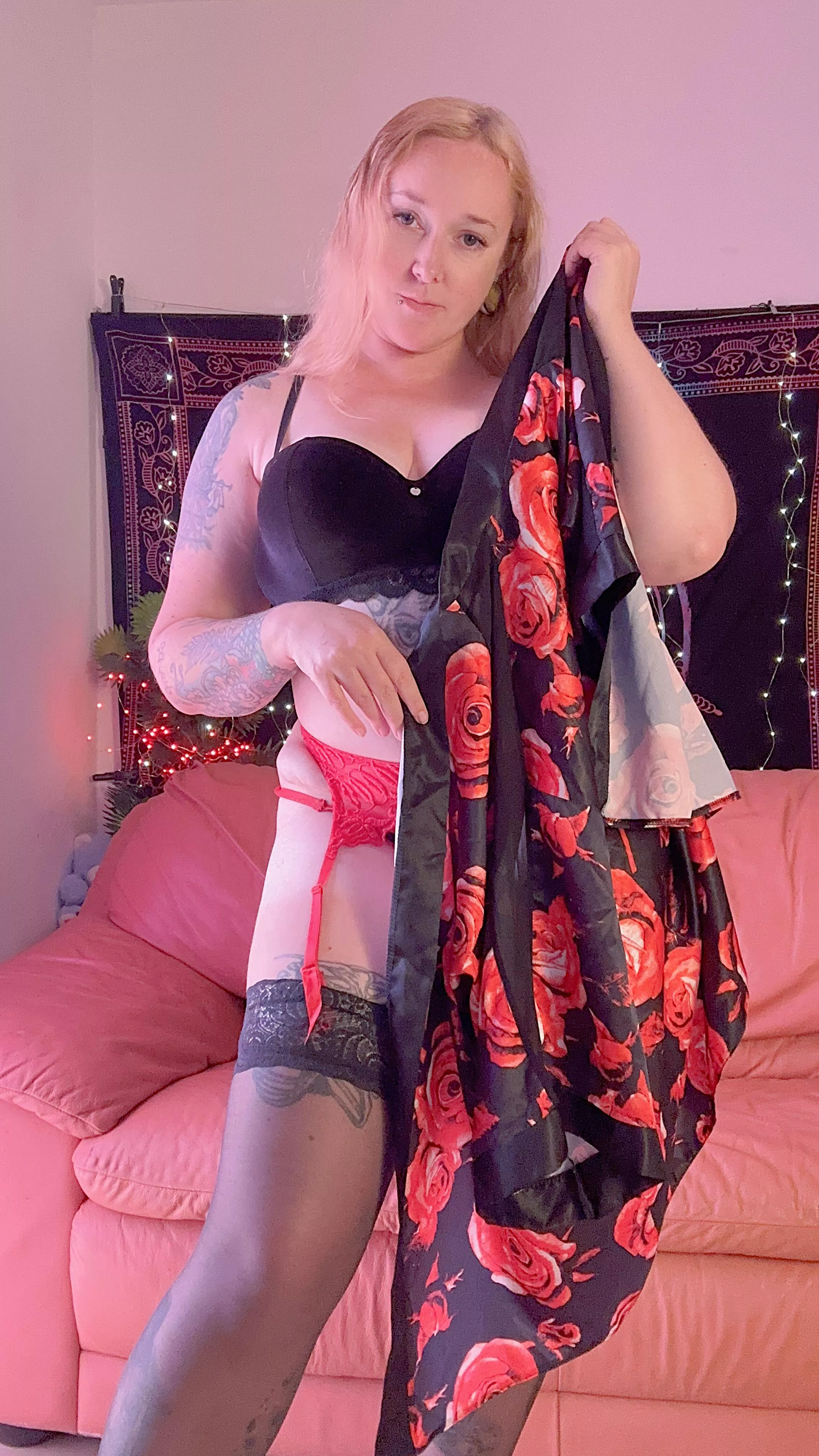 I’ll make you lick my pussy day and night posted by dreamy_angel777