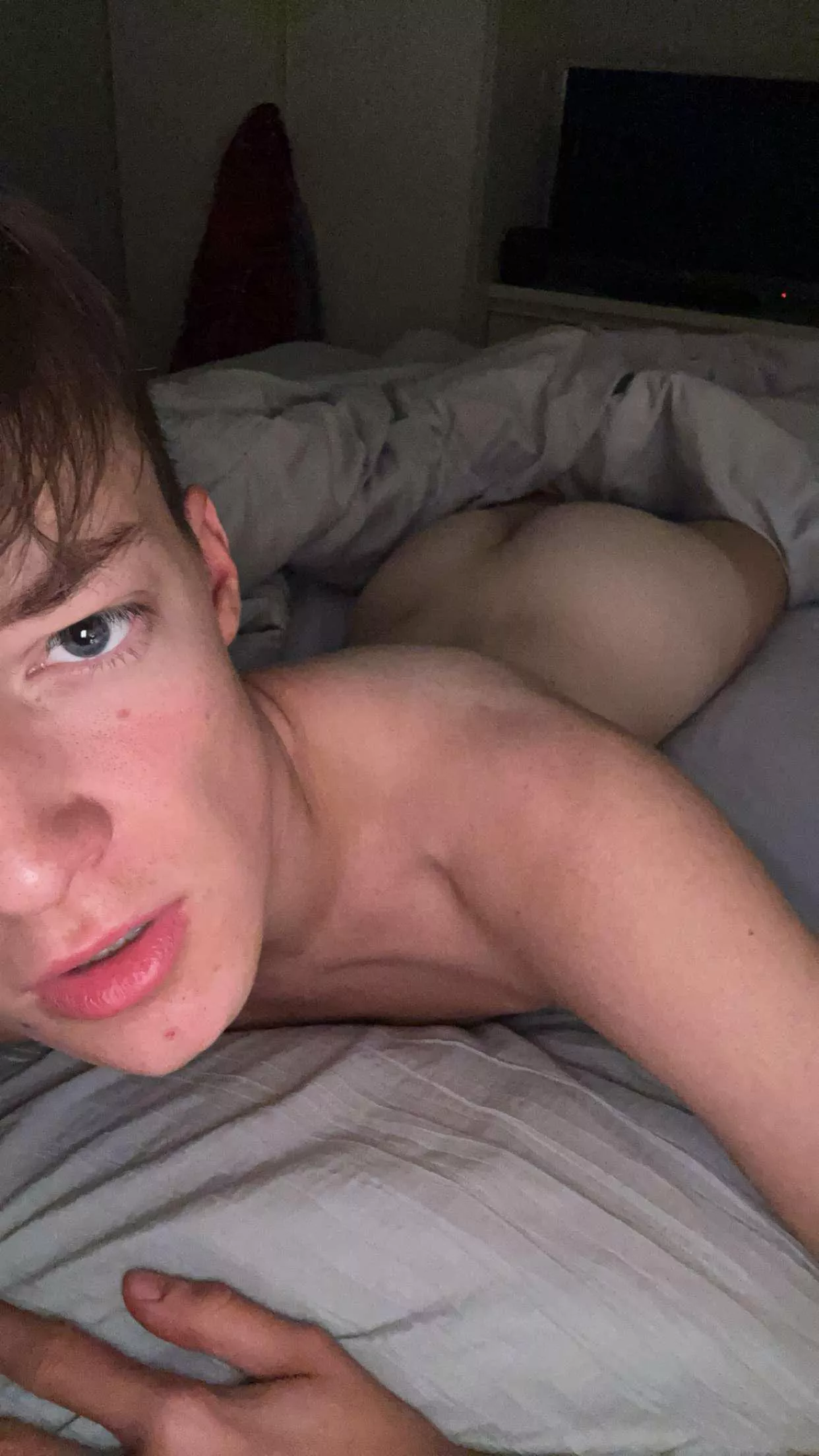 Just a twink x posted by id_k-