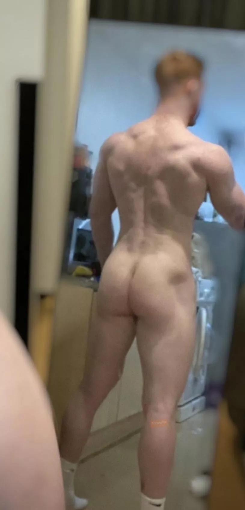 Just my ginger glutes, hope you enjoy  posted by FarangFox