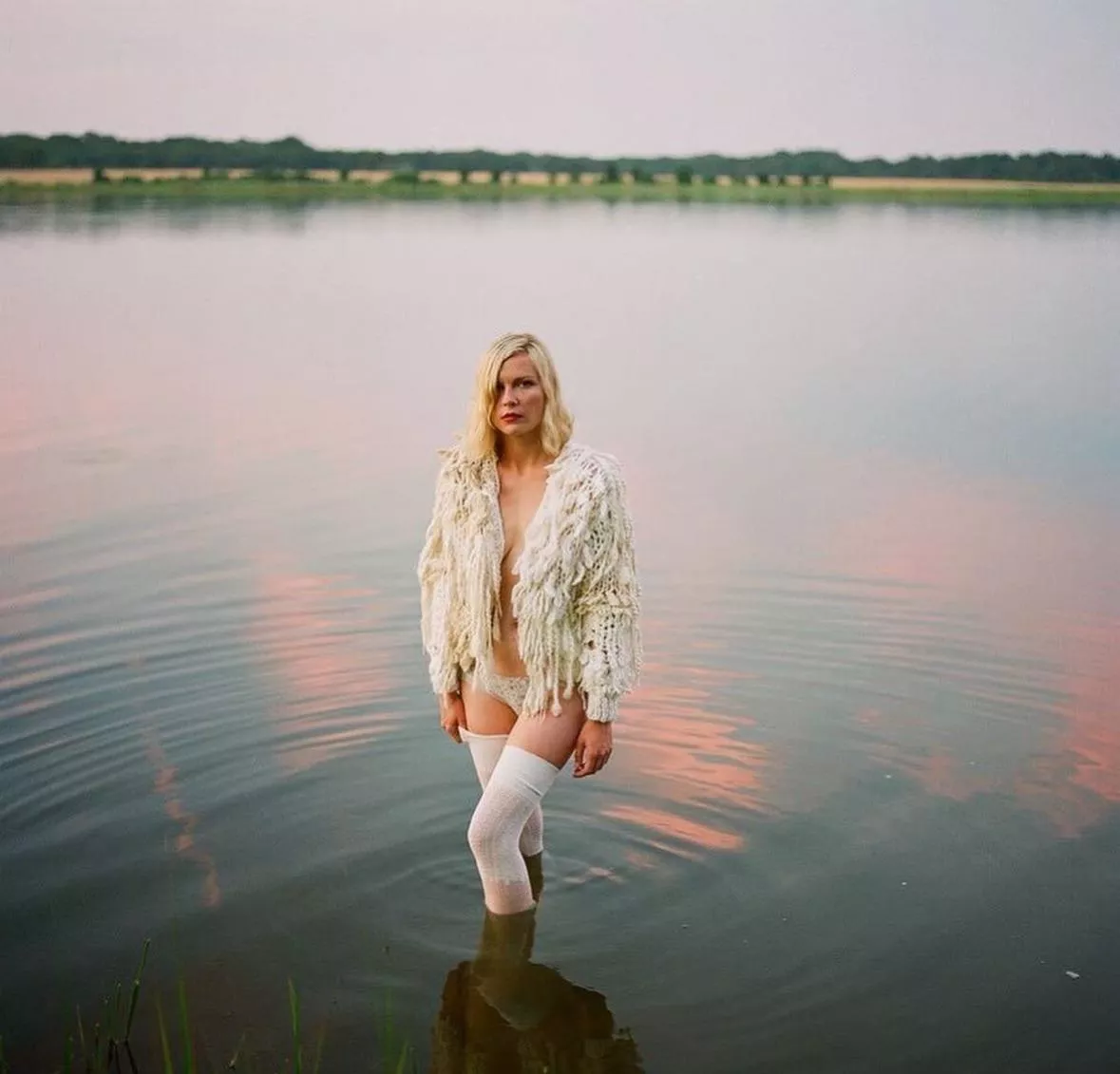 Kirsten Dunst  posted by radio762