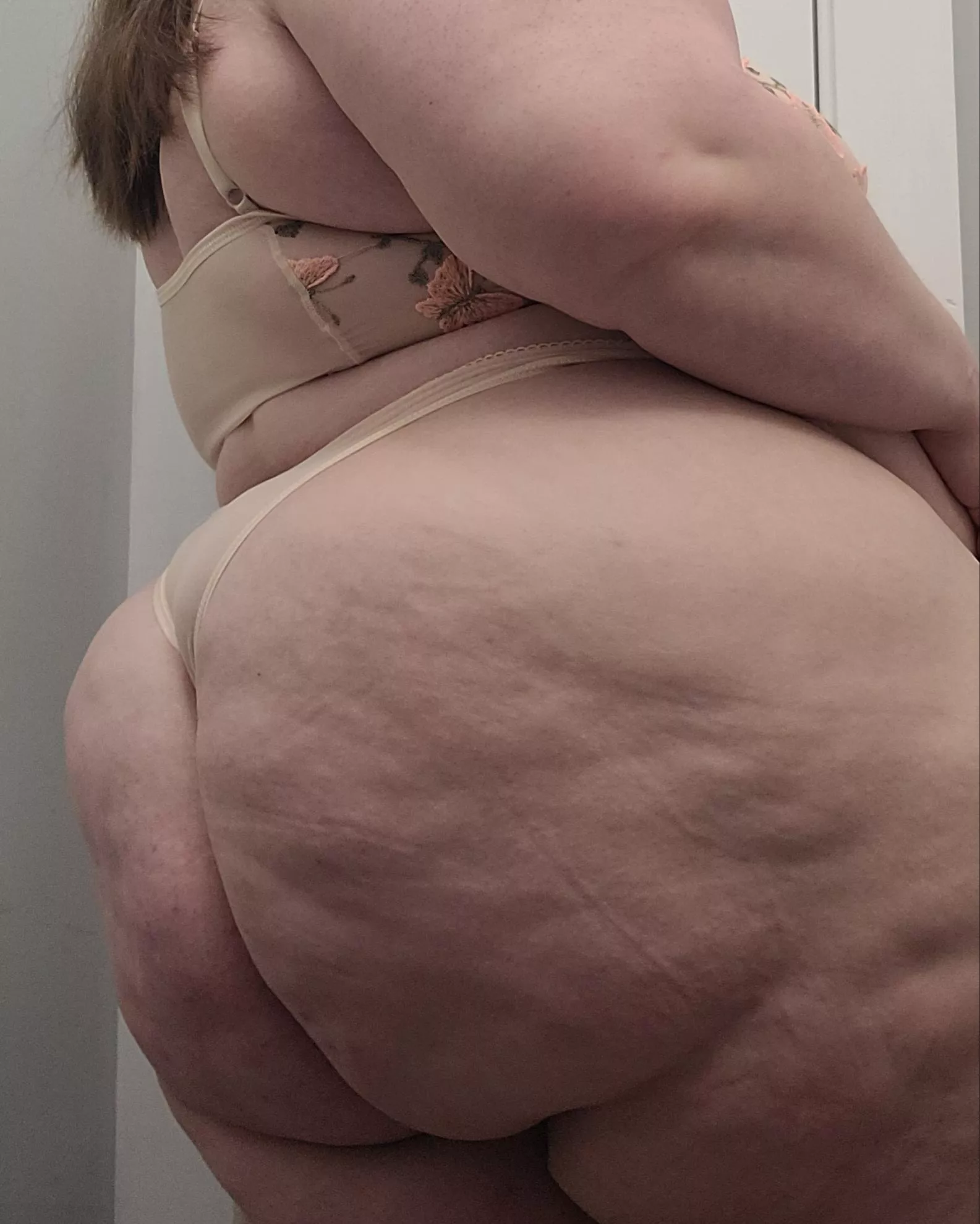 Lazy Saturday posted by HornyEnigma321