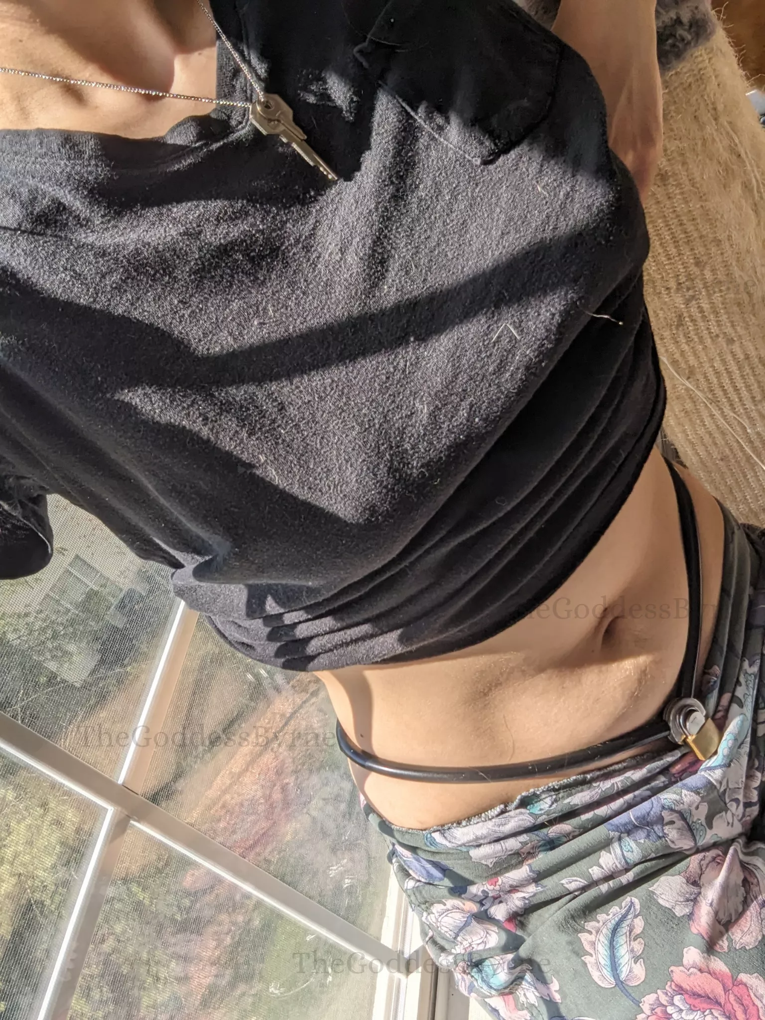 Lazy Saturdays make for late starts, so I'm stuck in my belt until well after midnight.  posted by TheGoddessByrne