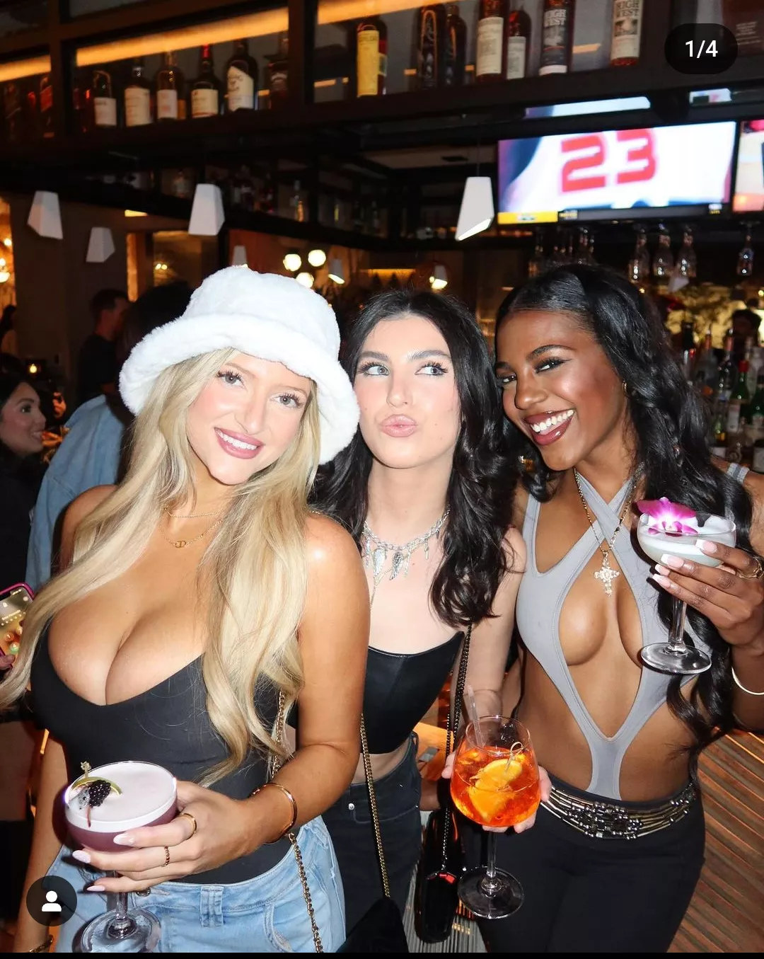 Leader of wolfpack  posted by noob_saibot_hunter