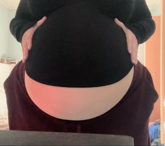 look who’s all plump again >:) by guttslut