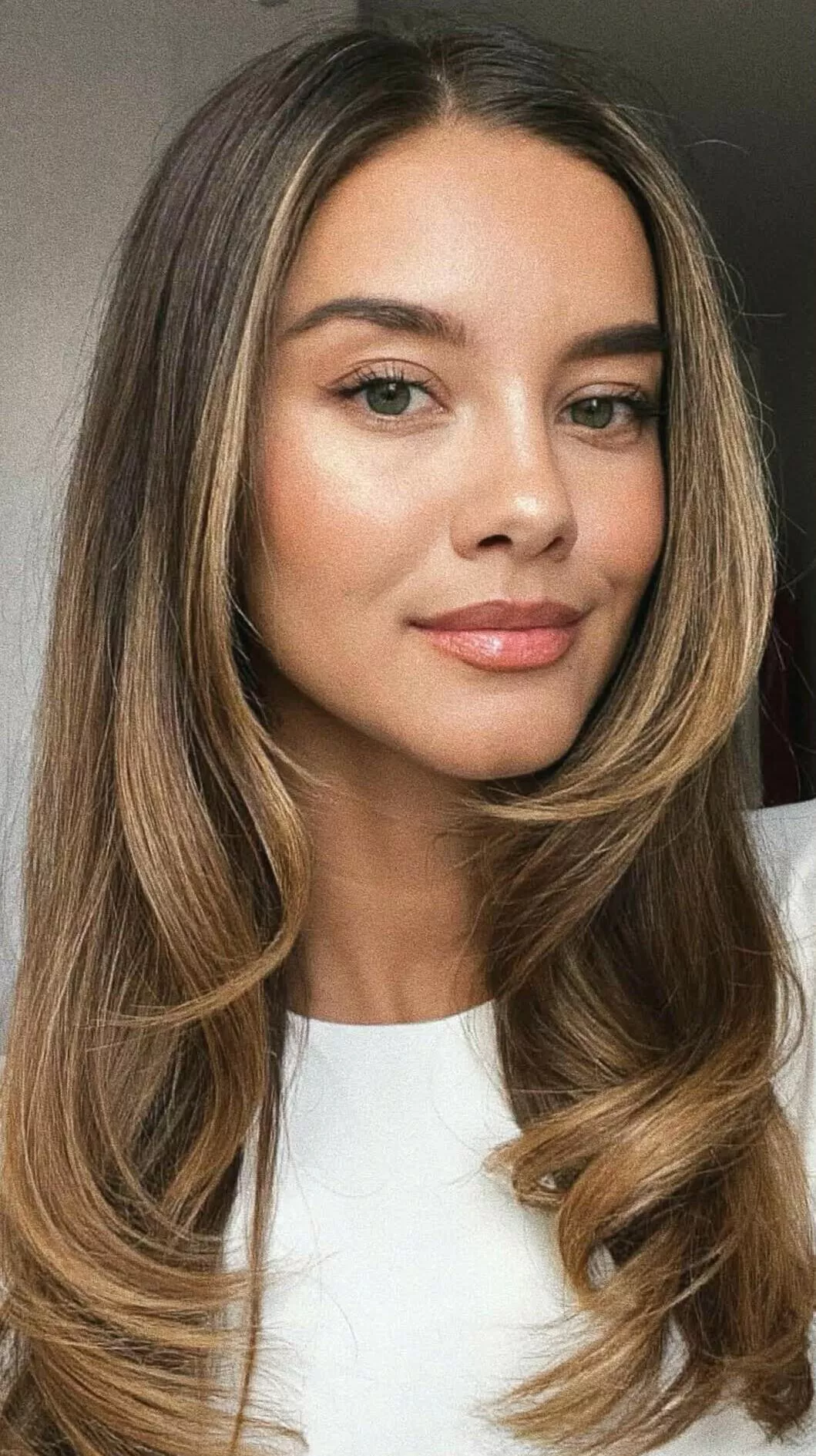 Nicola Cavanis posted by qwer5r