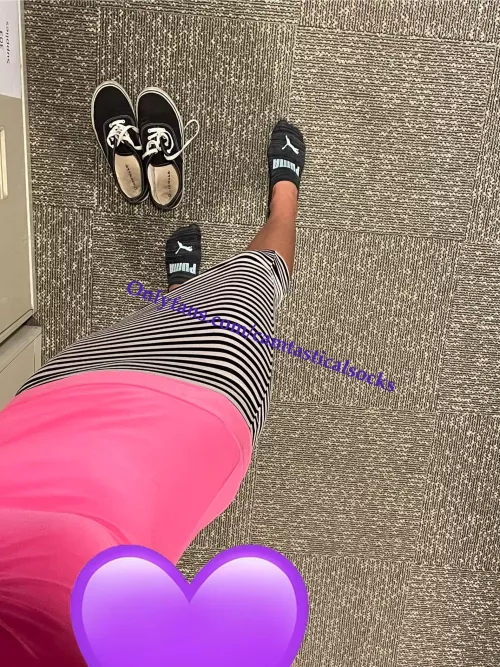 Office Day ;) by camtasticalsocks