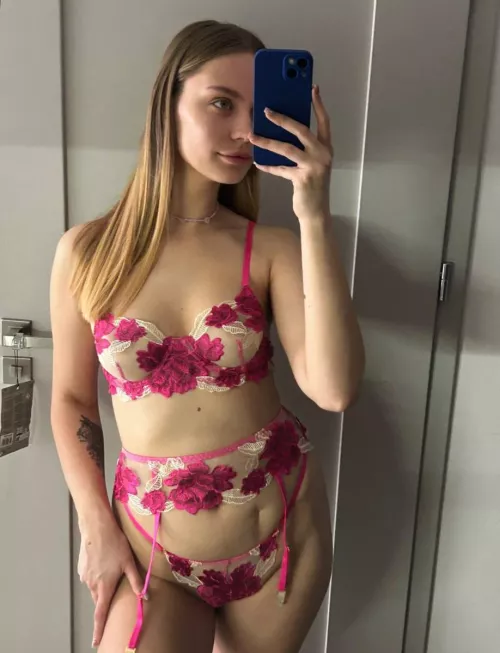 Outfit for a date by SexyWaterNymph