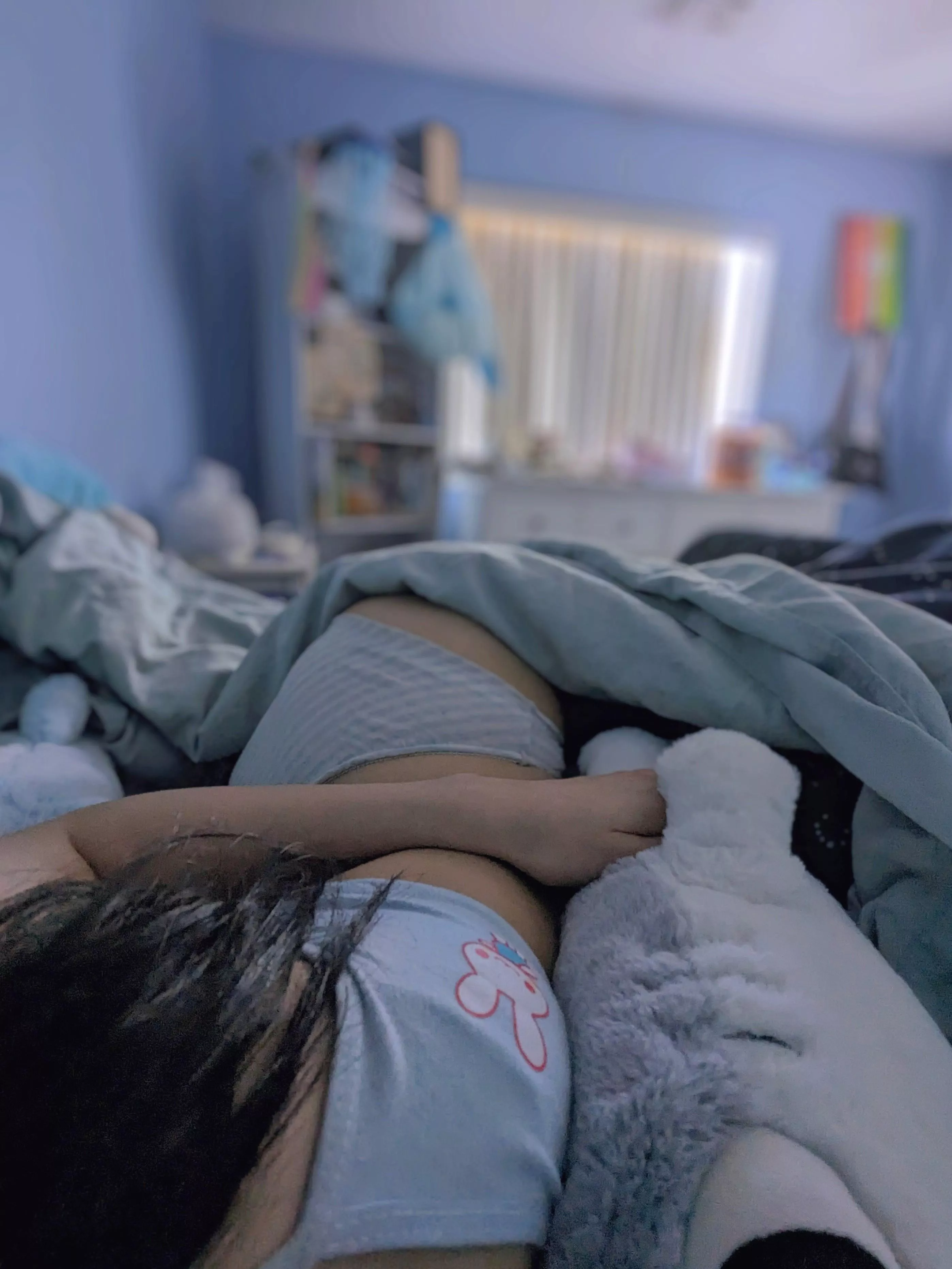 pov: you woke up in a brand new, tiny body..! 🩵 posted by Long_Stable14