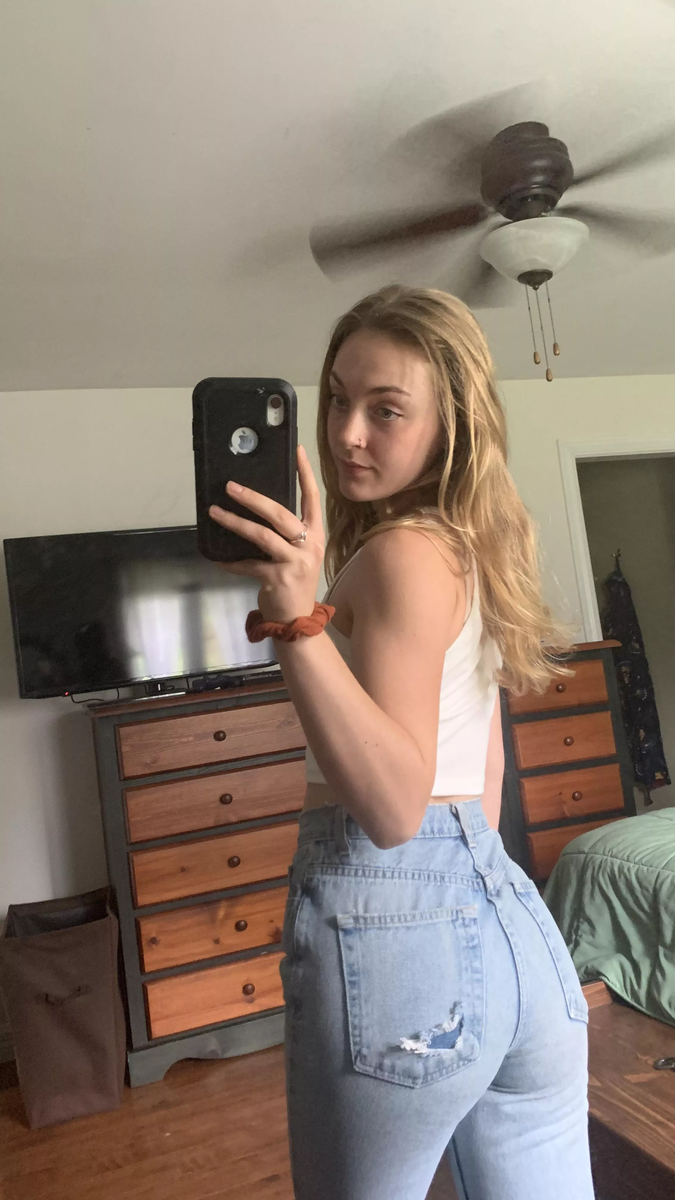 Ready to go out on the street posted by Eloise_ML