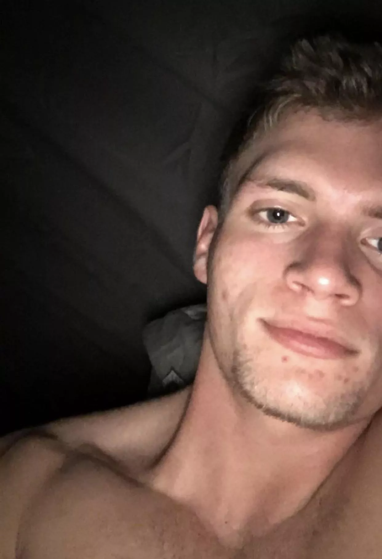 So cold 🥶 can you help me warm up? posted by PlayboiKetchup