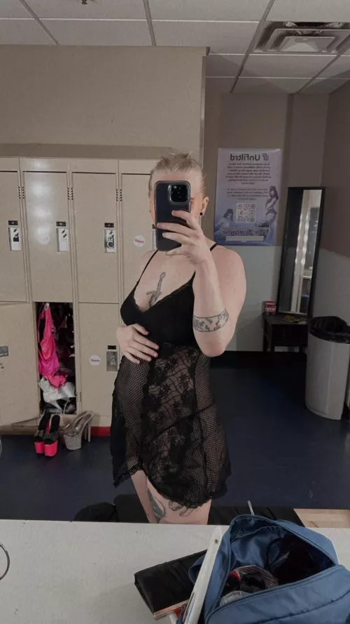 Still dancing at 5 months  by Monique_dancing