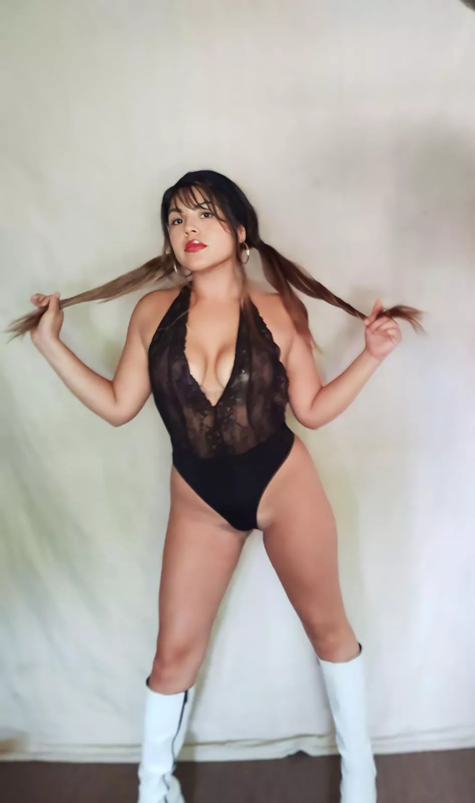 Tell me what you want to wrap in these pigtails posted by amysexie