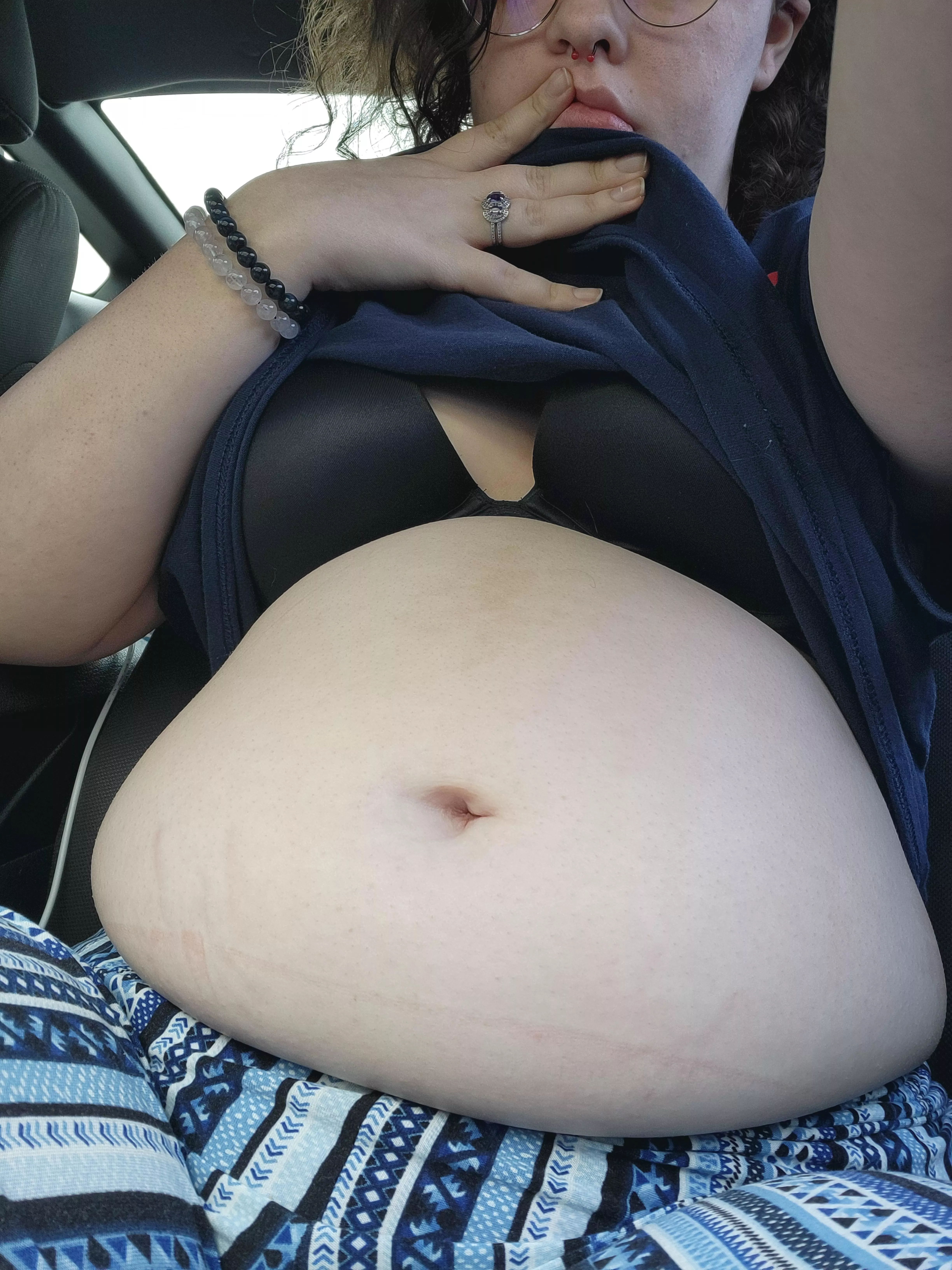 This hungry piggy is thickening up for the winter 🐖💕 posted by Careless_Assumption8