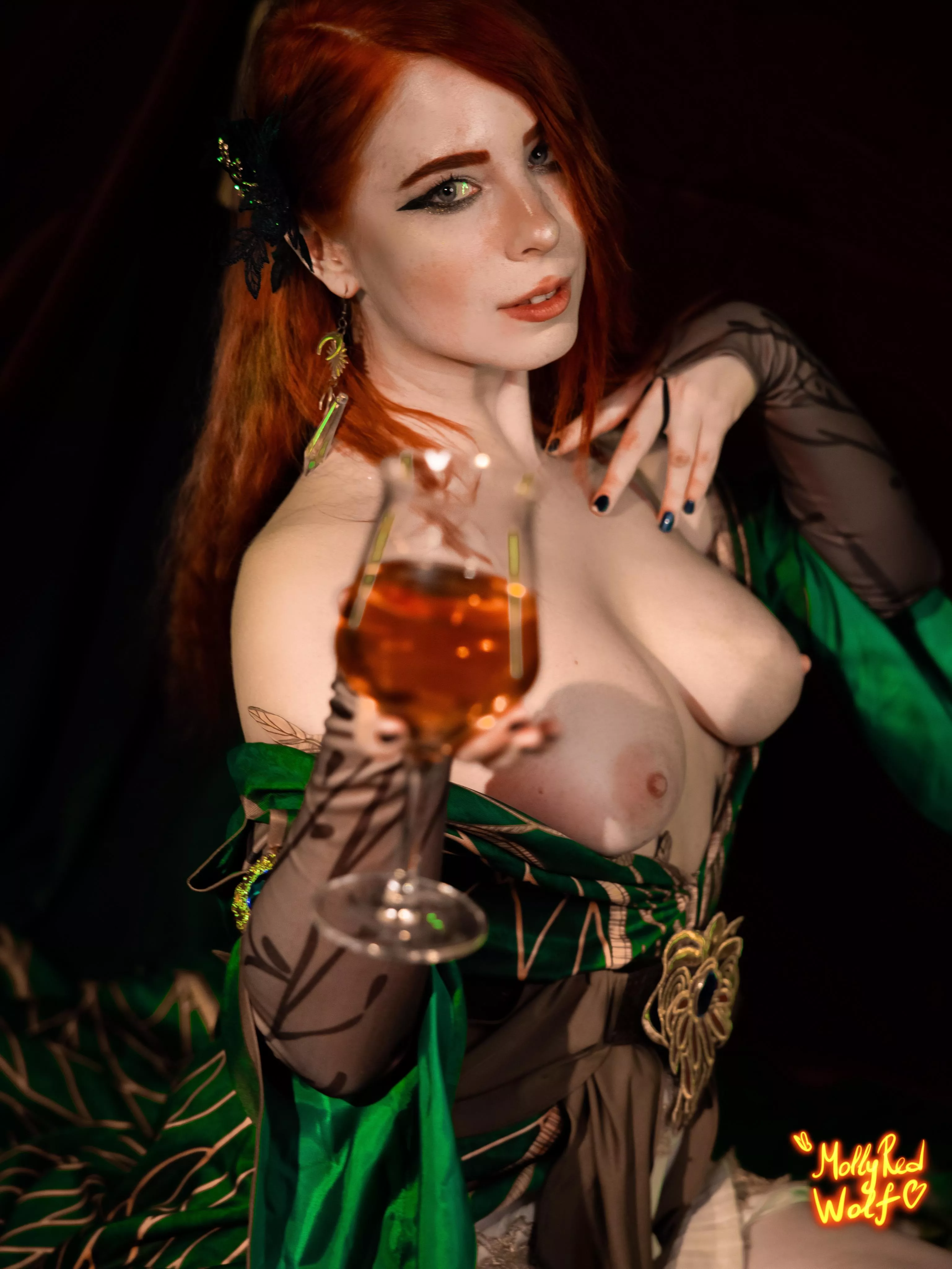 Triss Merigold (Mollyredwolf) posted by MollyRedWolf