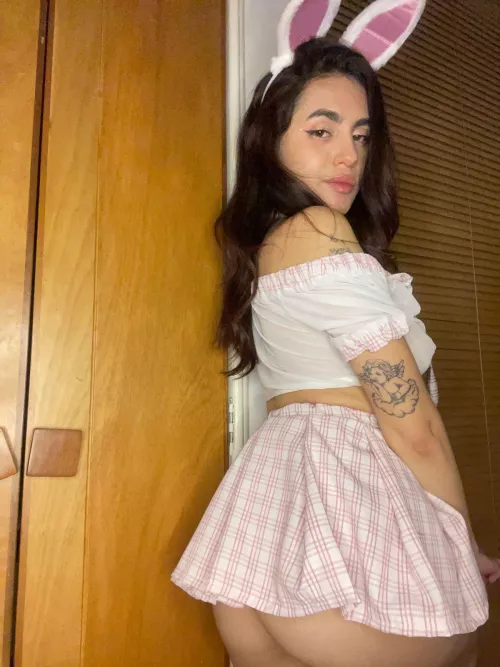 what's that thing that all the bunnys do? by LatinaJasmin