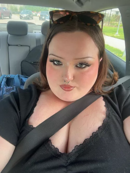 who is up right now? 💋22F  by bbwbimboprincess