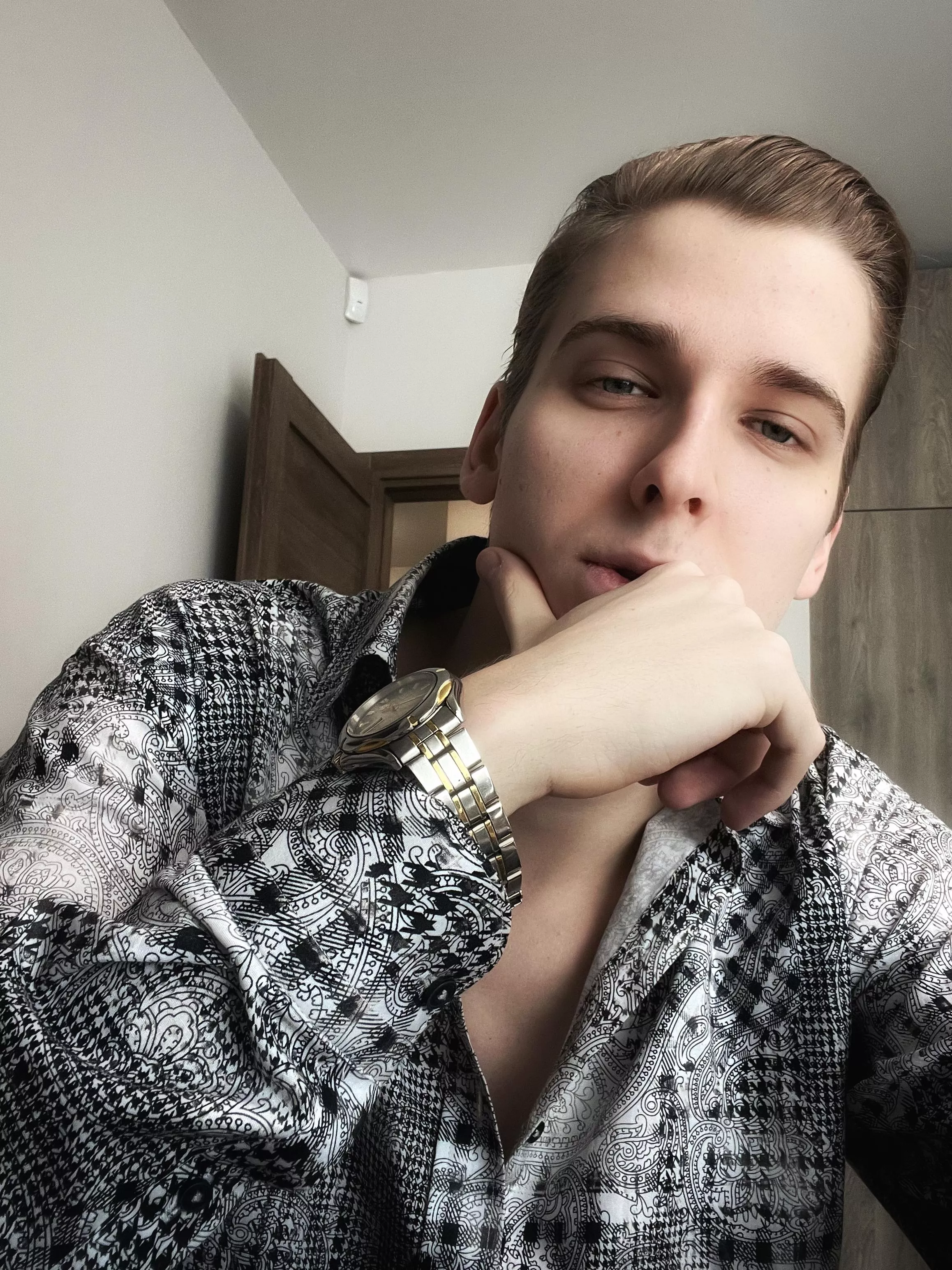 would love to get some ratings, can i? posted by TeasingLion