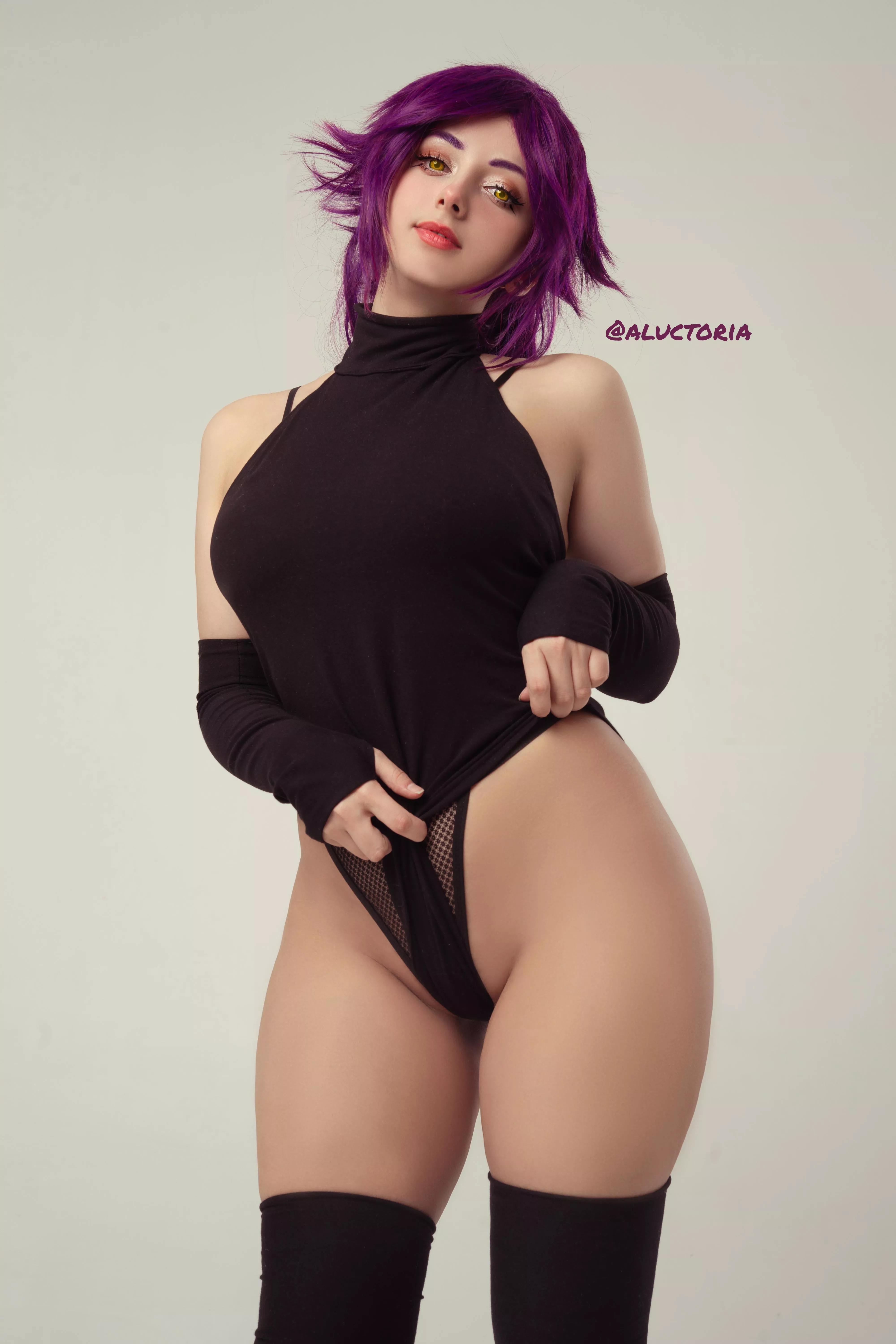 Yoruichi cosplay by Aluctoria posted by aluctoria_