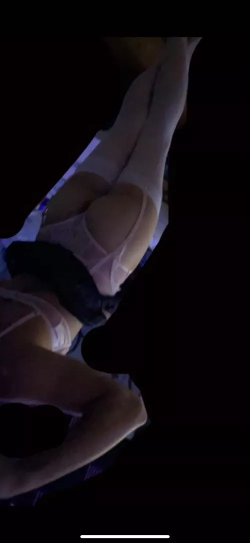 21 m curious to what y’all think how I look in lingerie? by Ayy_lmaaooo