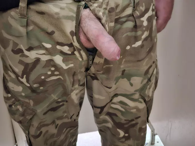 [29] British Army guy, any women on here looking? Cum say hi by nicholson5649