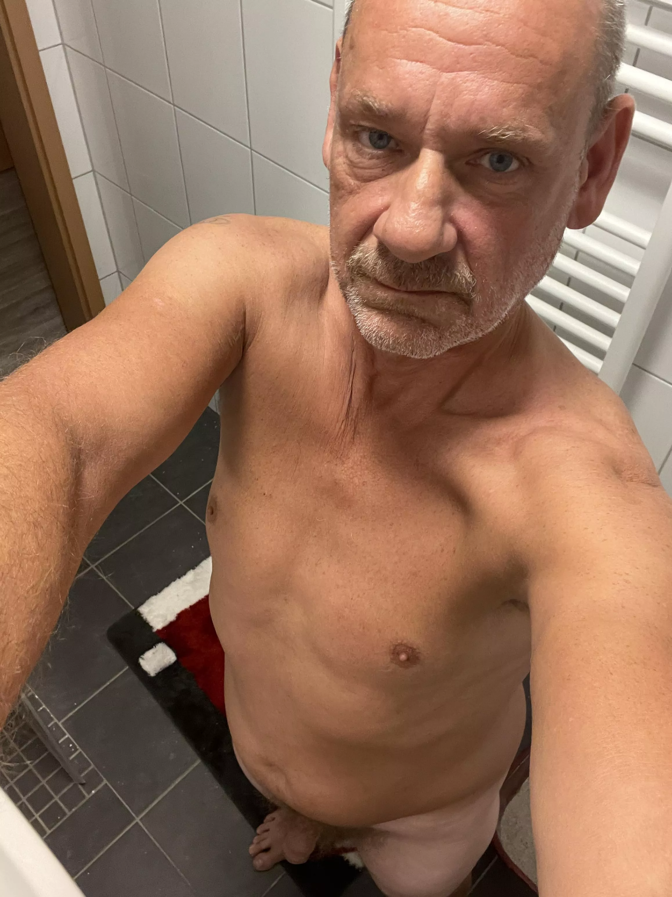 56yo sub looking for dates in Duisburg germany  posted by Tom1967nrw