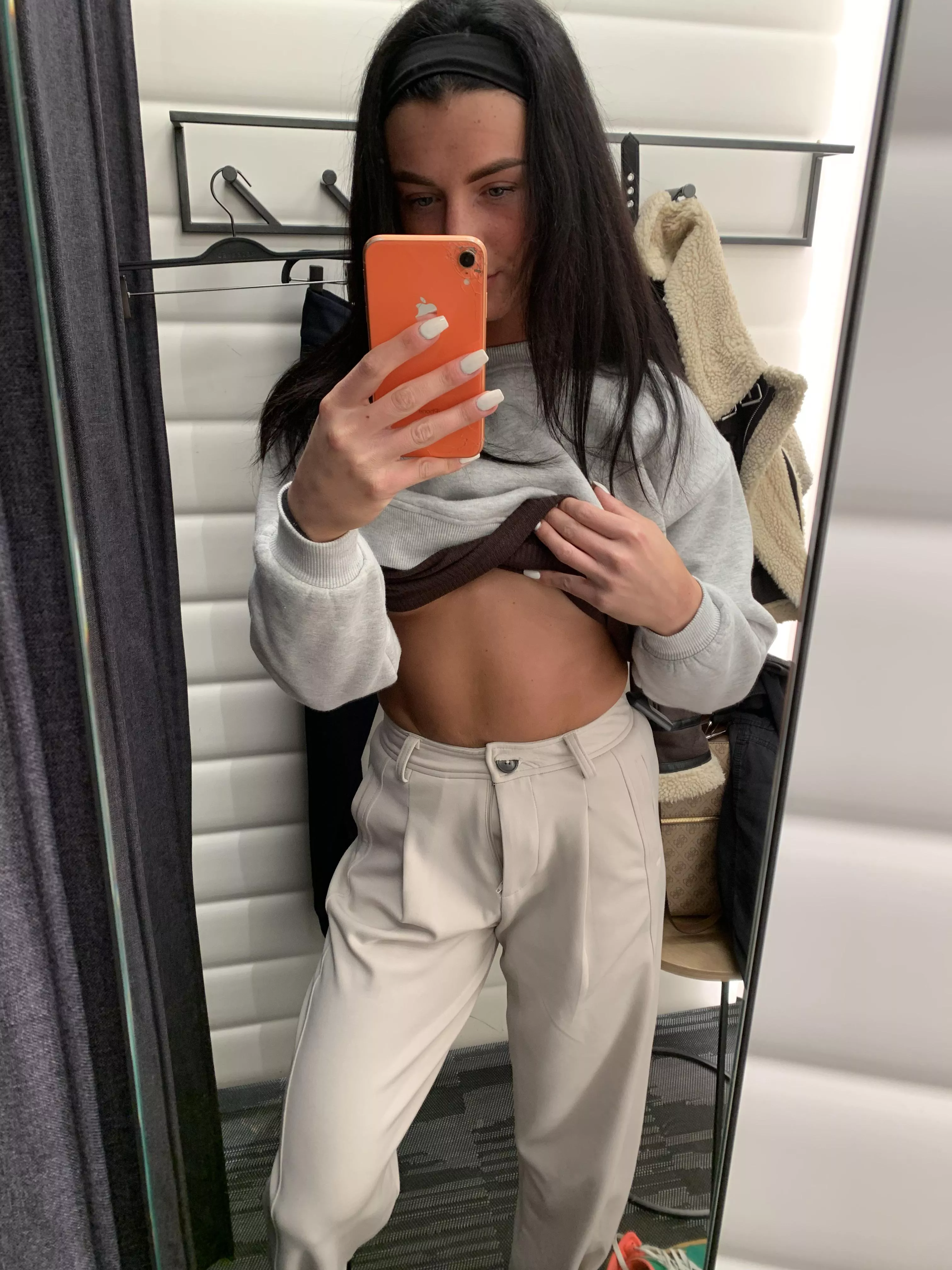 Any ideas what to wear? posted by lovelybeautyx