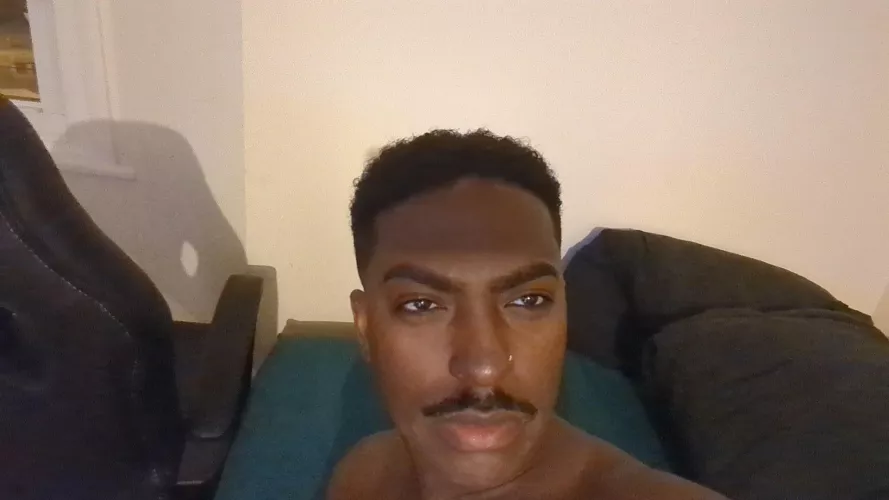 Anyone Down to Game? by QueerEnix