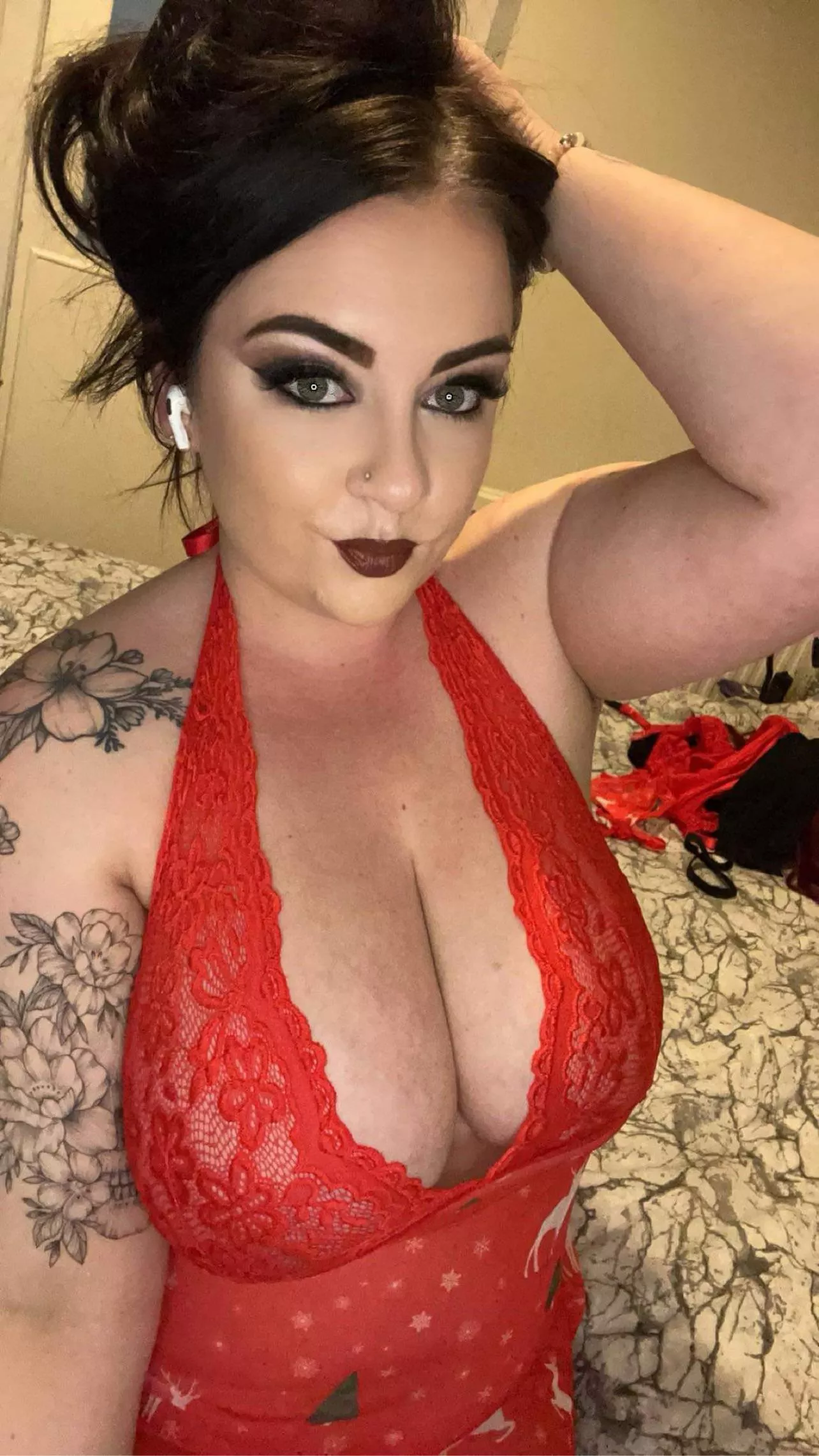 As you loved the last one so much.. posted by CurvyJ95