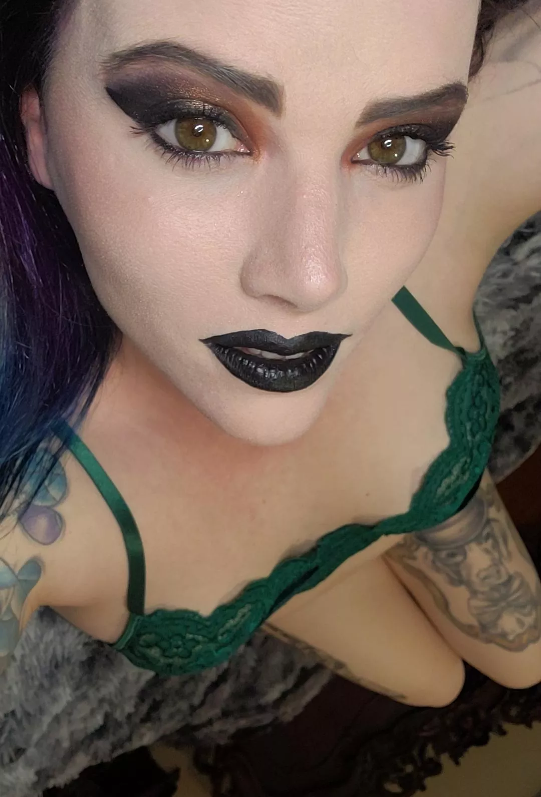 Black Lips and Lingerie  posted by gothbabe2024