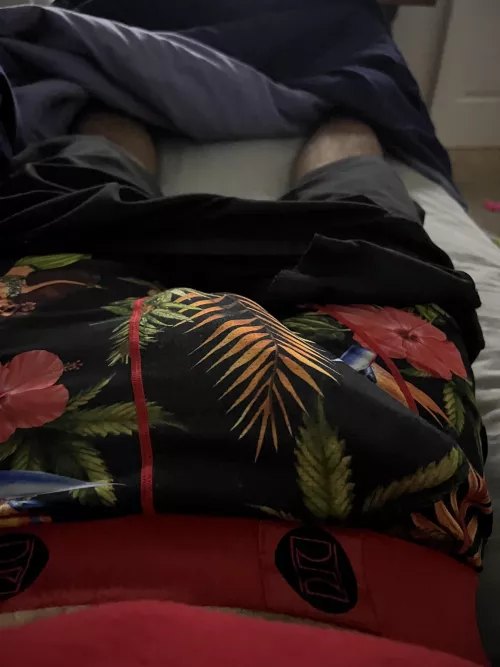 Boner bulge  by Mywifelikesitbig