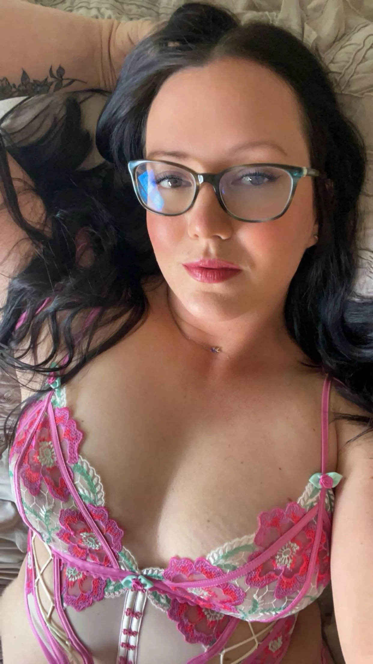 Come hither posted by Swift_jennis8