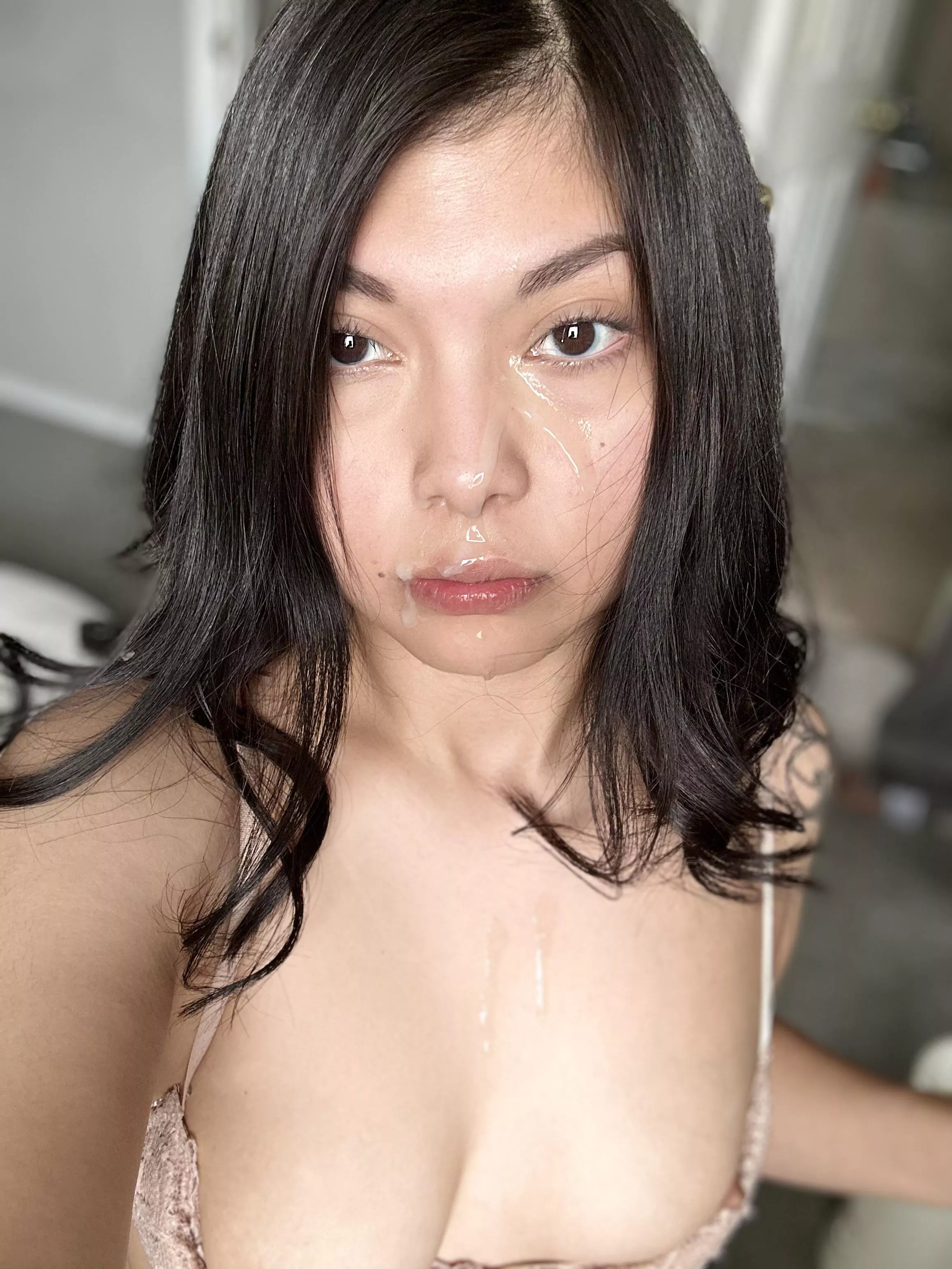 Daddy painted my face like a princess 👑  posted by SexxyMila