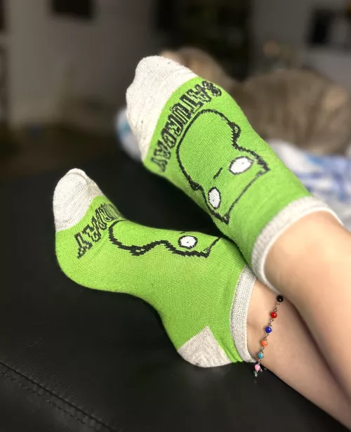 [f] soft socks Saturday’s by Elles_Tootsies