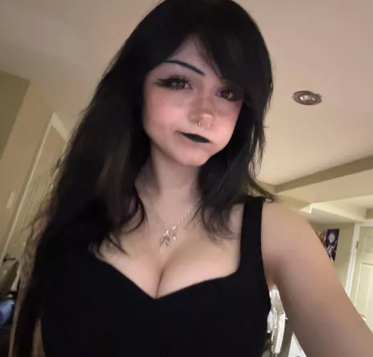 Fuck marry or kiss goth girl by Discussion_Incredib