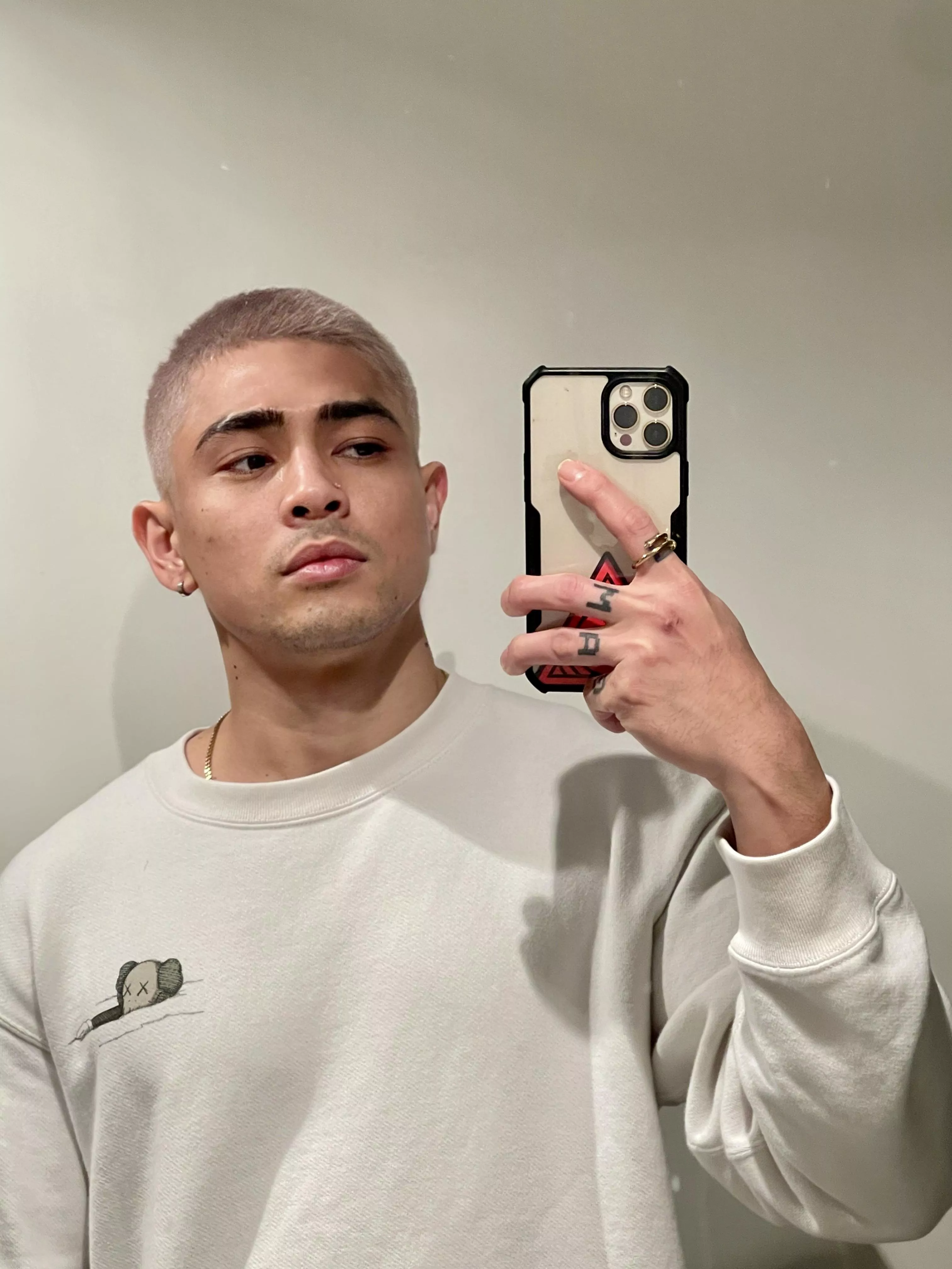 Got a new hairstyle, what do you think of my new look? posted by king_leo_ace88