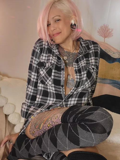 Gotta love [f]lannel and tall socks 🥰(48) by Irreverent_Unicorn