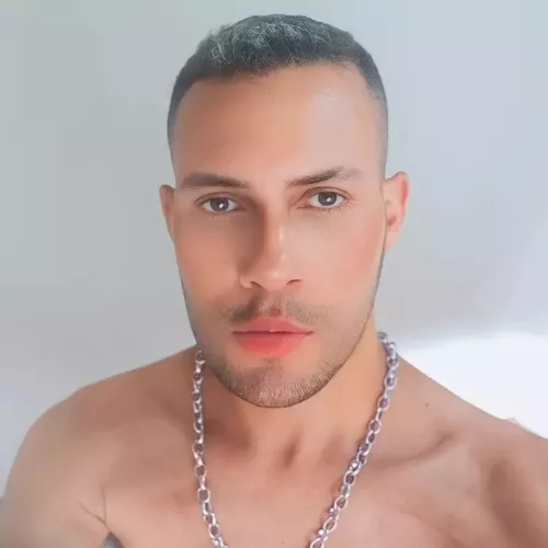 Hey everyone! What's everybody's plans for this Saturday night? 😁 by lucpnx